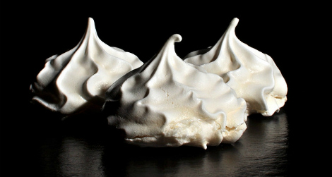 meringues crowdedmind